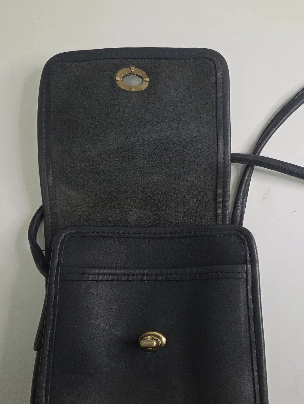 Coach benefits charity